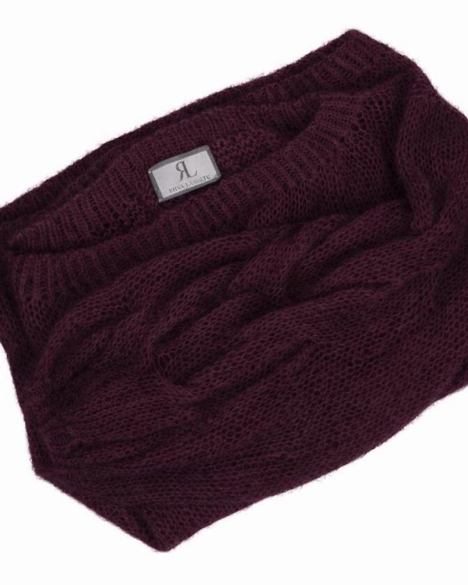 Knitwear by Riina Laanetu - Bordeaux