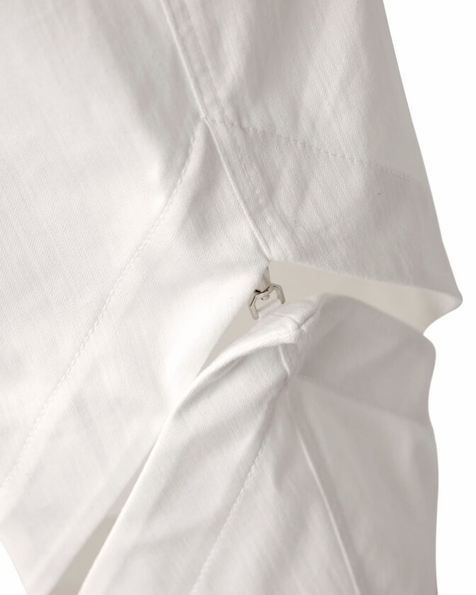 Naomi-cut trousers white by Riina Laanetu